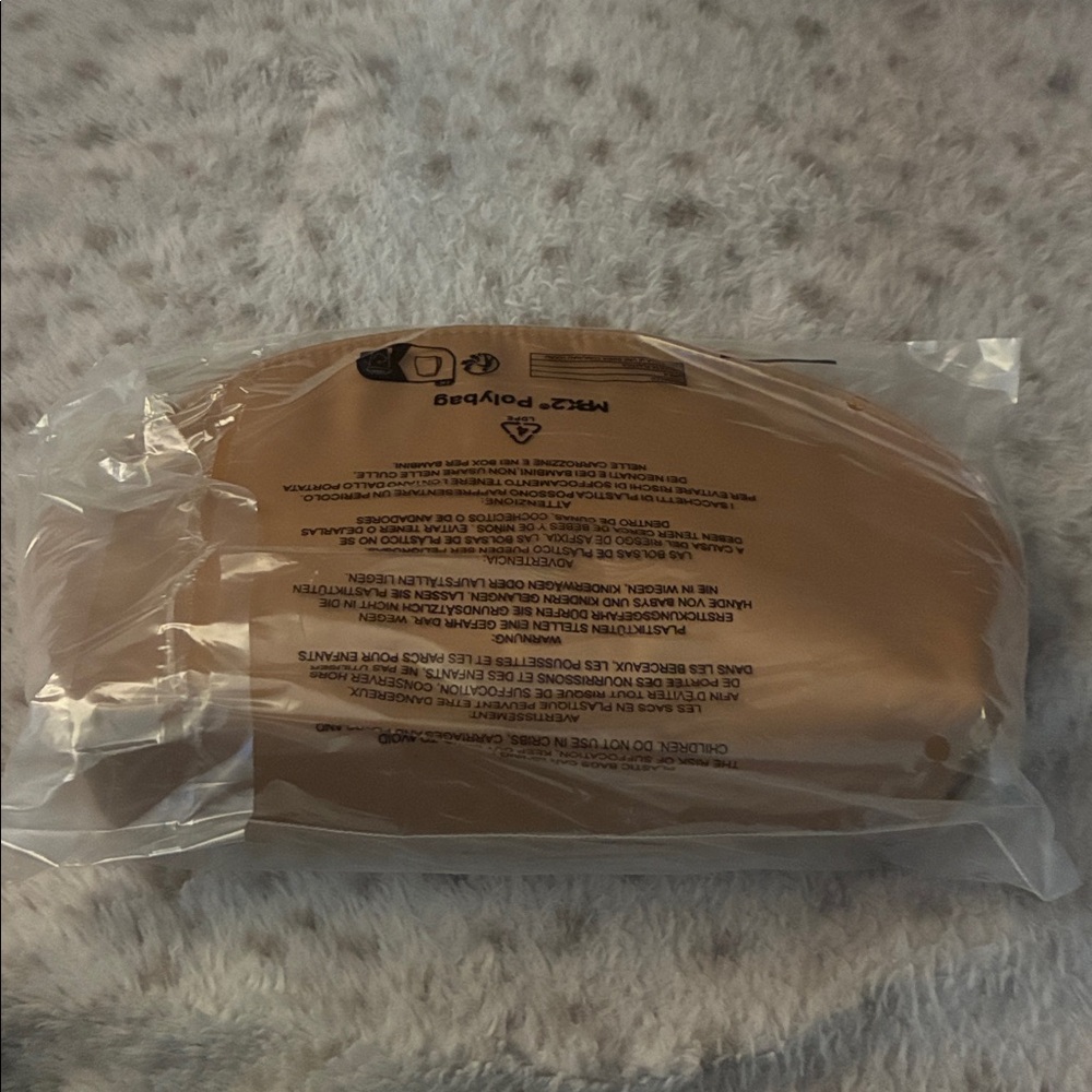 Burberry Tan Cosmetic Bag Set - Picture 4 of 8